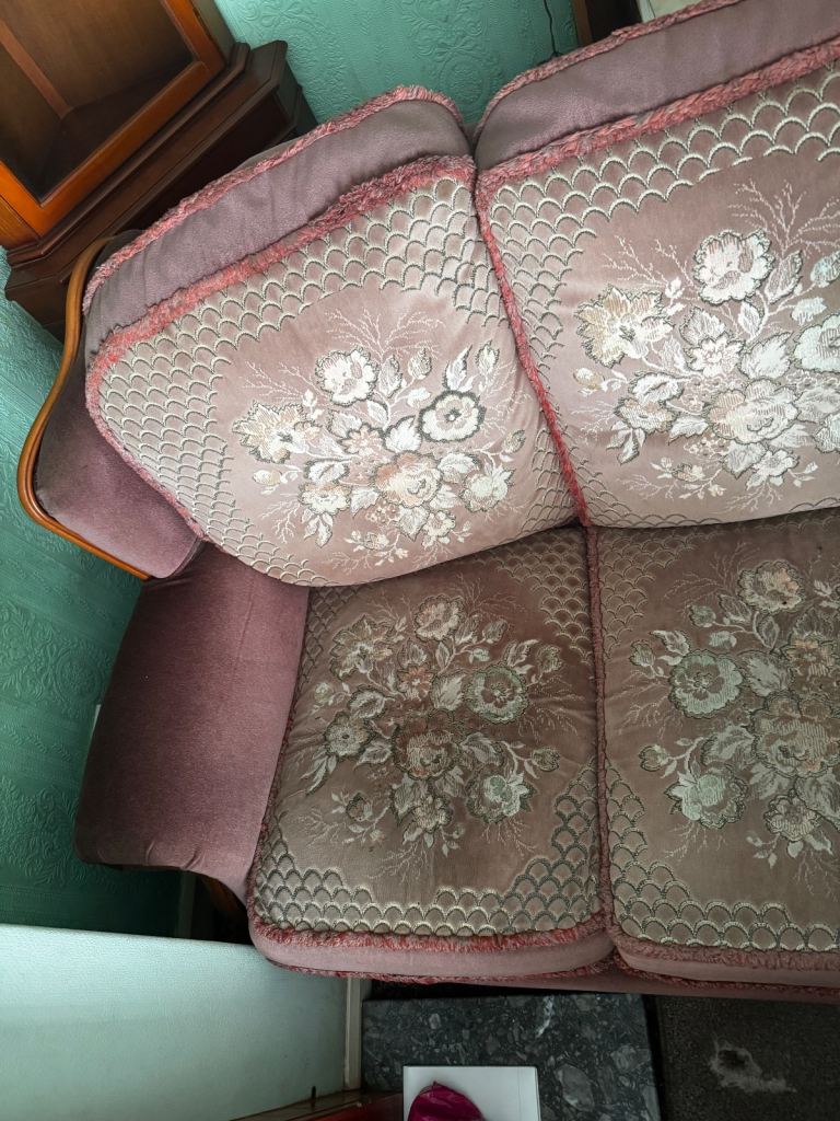 Free Sofa 