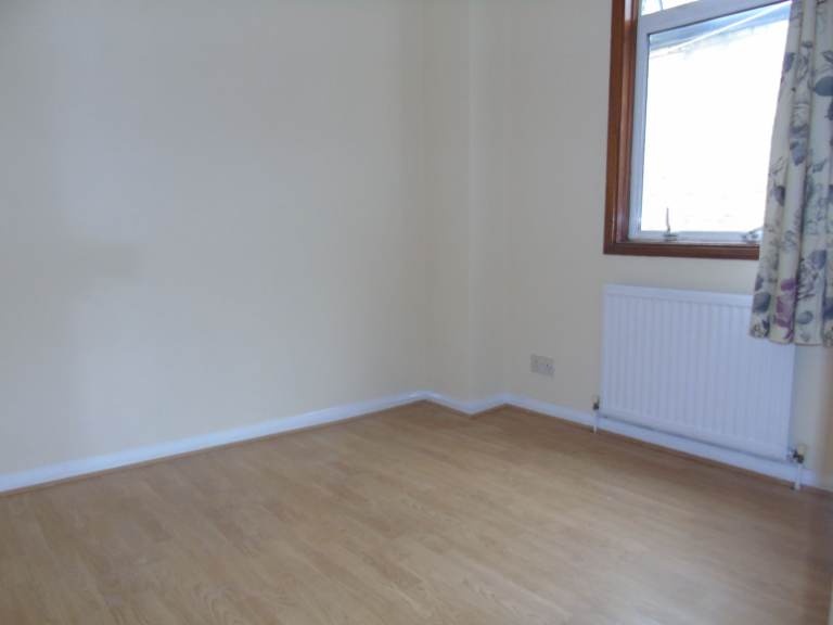 THE BEST 3 BEDROOM HOUSE FOR RENT IN WALTHAMSTOW!  located next station E17