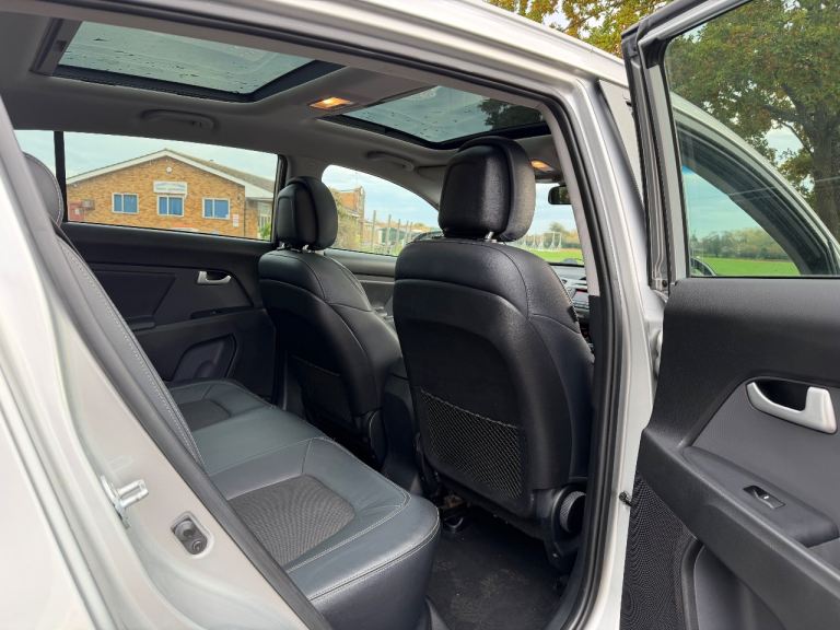 Kia, SPORTAGE, Estate, 2014, Manual, 1591 (cc), 5 doors