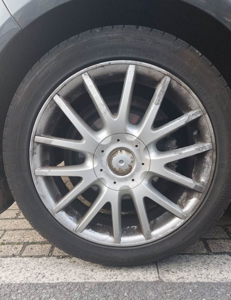VW Golf GT Sport Alloys 17 inch £130 For Set Of 4. 