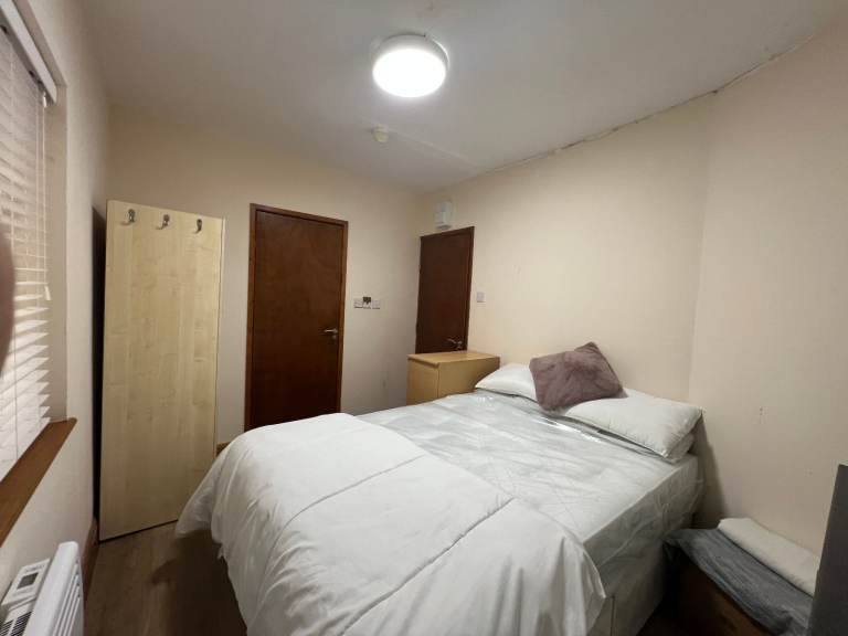 Studio 4 apartment, Golders Green, NW11
