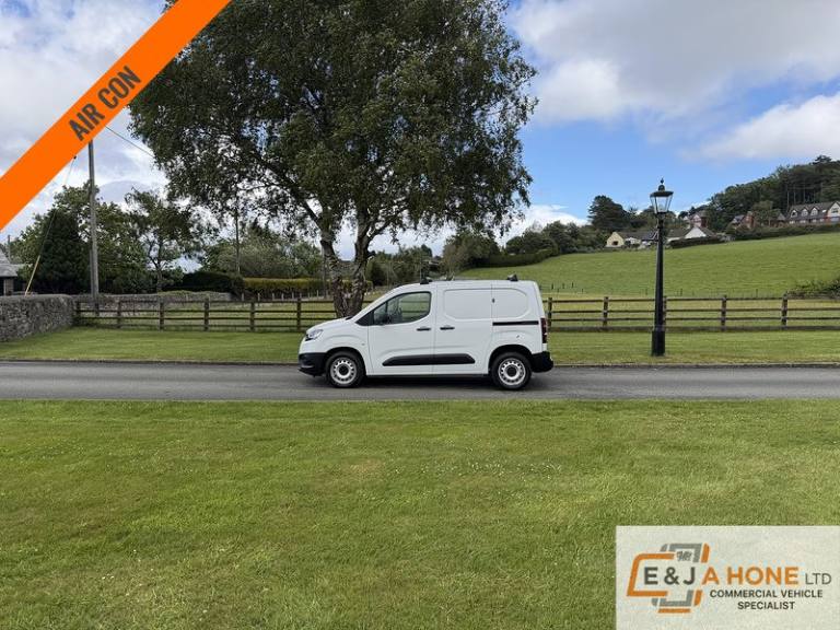 2023 Toyota ProAce 1.5D 100 Active Van [6 Speed] PANEL VAN DIESEL Manual