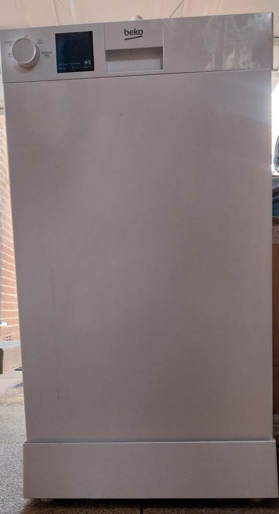 Beko slimline dishwasher- like new