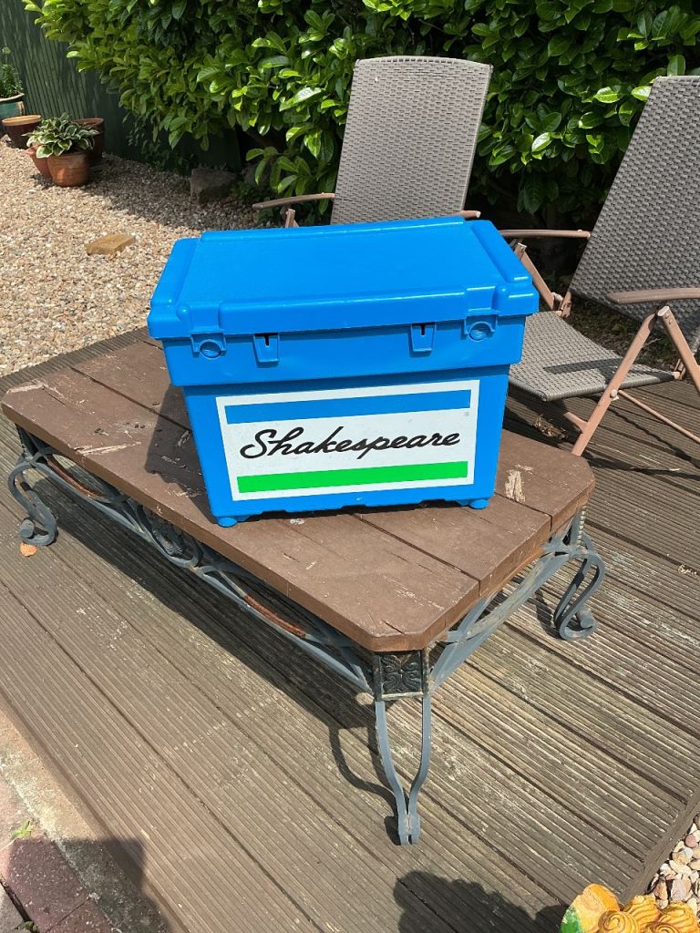 Fishing box