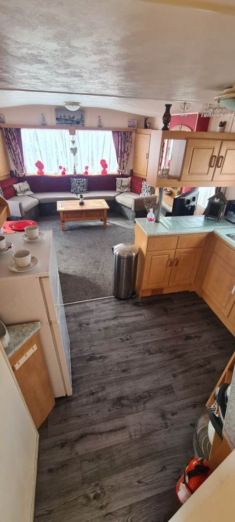 8 birth caravan availability  ingoldmells 