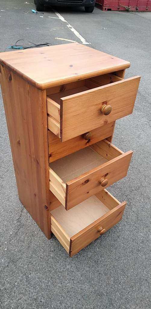 PINE SET OF DRAWS - 5 - draw unit - super smart condition - local free delivery / or further away