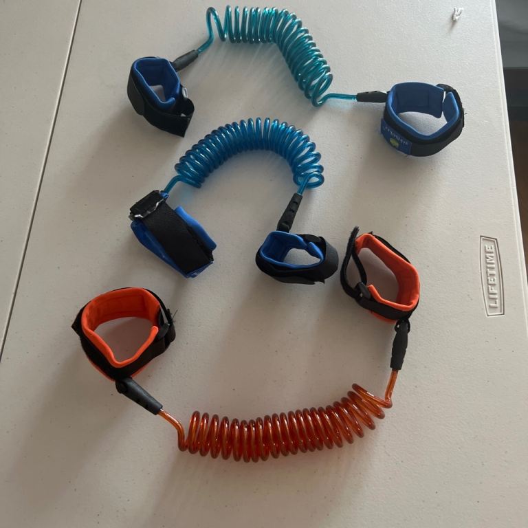 Child Anti-Lost Wrist Links – Set of 3, Good Condition