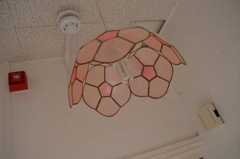 Tiffiny Style pink    Lamp Shade  Width  11