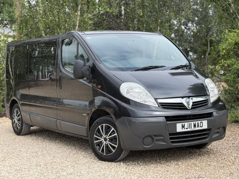 VAUXHALL VIVARO 2.0 CDTi 2011