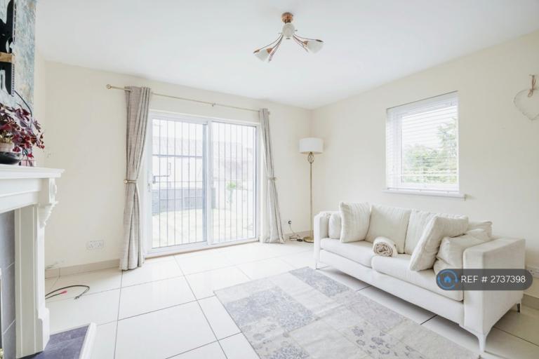 2 bedroom flat in King Street, Aberdeen, AB24 (2 bed) (#2737398)