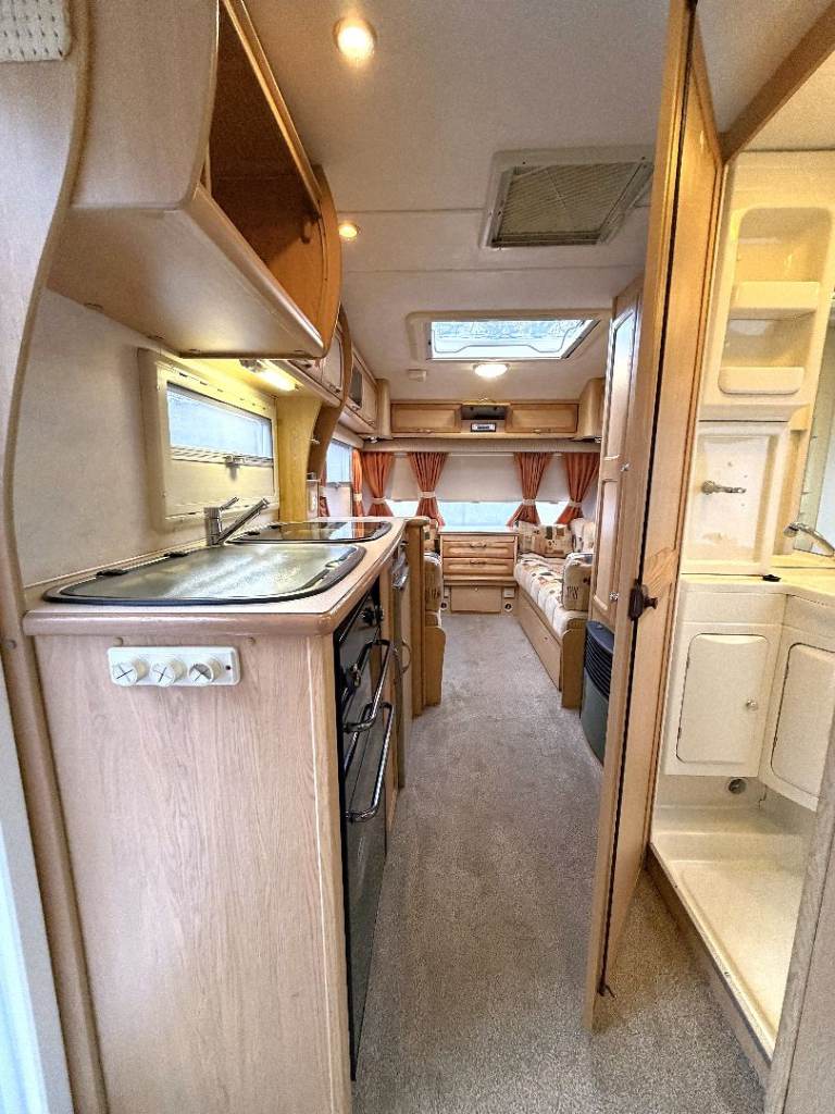 2003 ELDDIS ODYSSEY 505 5 BERTH, COULD MAKE FIXED BED, MOTOR MOVER & FULL AWNING