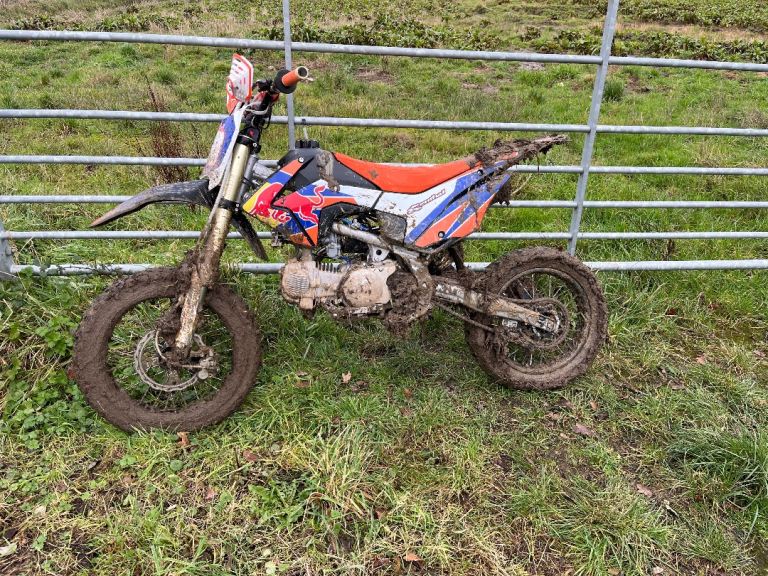 Wpb 140 race pit bike 