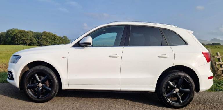 Audi Q5 S-line TDi Quattro, recent service, new rear tyres, mature lady owner