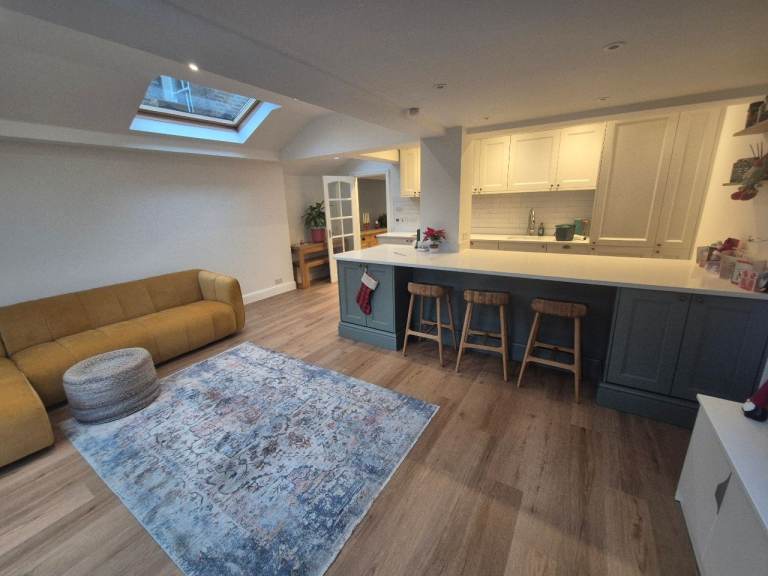 shop fitter,kitchen fitter, bathroom fitter,extension,