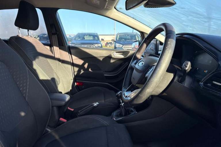 2019 Ford Fiesta 1.0 EcoBoost Titanium 5dr- With Satellite Navigation Manual Hatchback Petrol Manual
