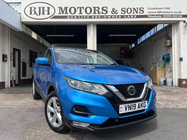 2019 Nissan Qashqai Nissan Qashqai 1.3 DiG-T Acenta Premium 5dr HATCHBACK Petrol Manual