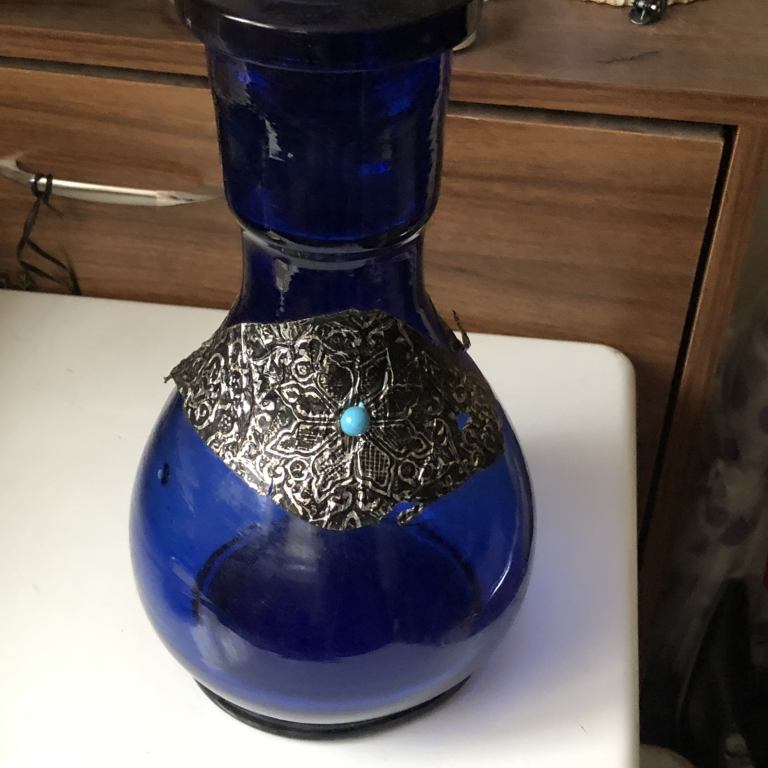  Very beautiful heavy glass vase for £10