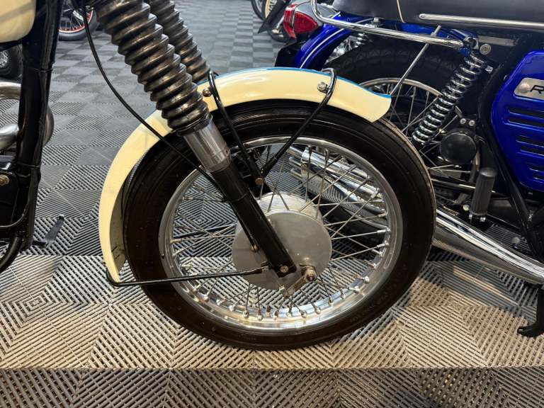 1967 Triumph Daytona T100R 500cc, lovely useable classic, Px welcome. 