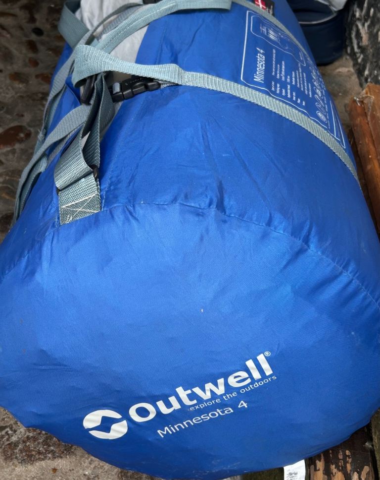 ** Collected ** Outwell Minnesota 4 Tent - Narborough village 