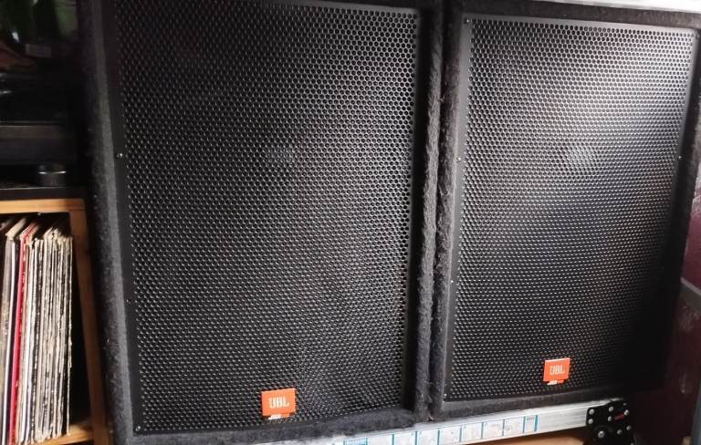Pair of JBL Speakers jrx 115 – Good Condition, Black