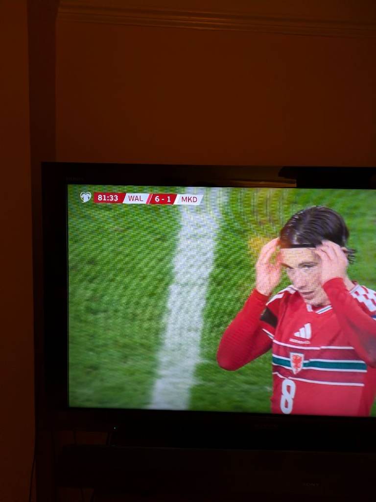 Sony 40 inch TV. Model KDL-40EX403