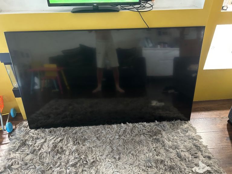 Samsung 75inch tv ,spairs 
