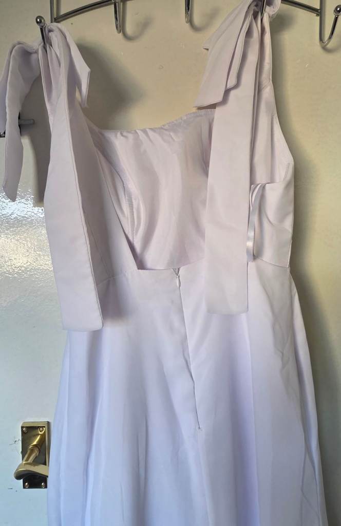 Brand-new wedding dress 