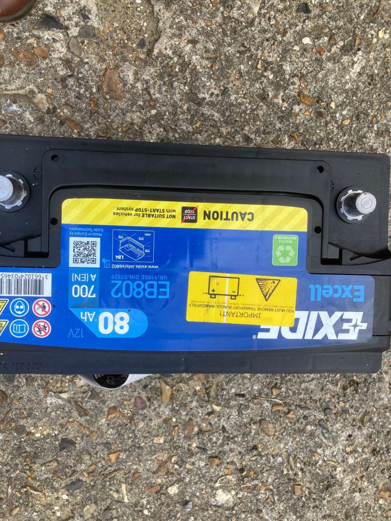 Car battery EXIDE EB802