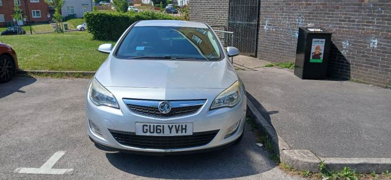 Vauxhall, ASTRA, Hatchback, 2011, Manual, 1686 (cc), 5 doors