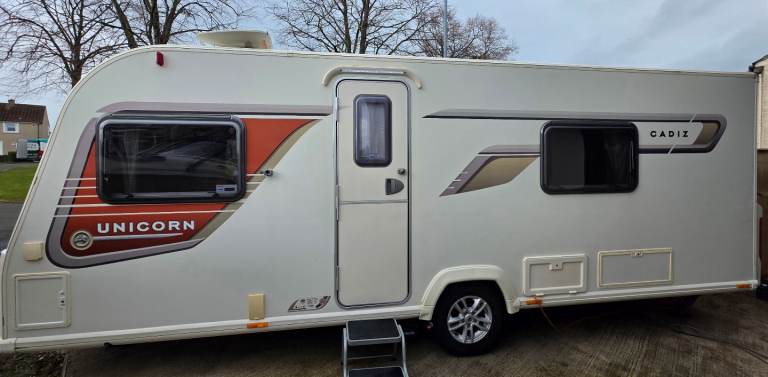 2014 Bailey Unicorn 4 Cadiz II  4 berth emove auto engage mover stunning  caravan 