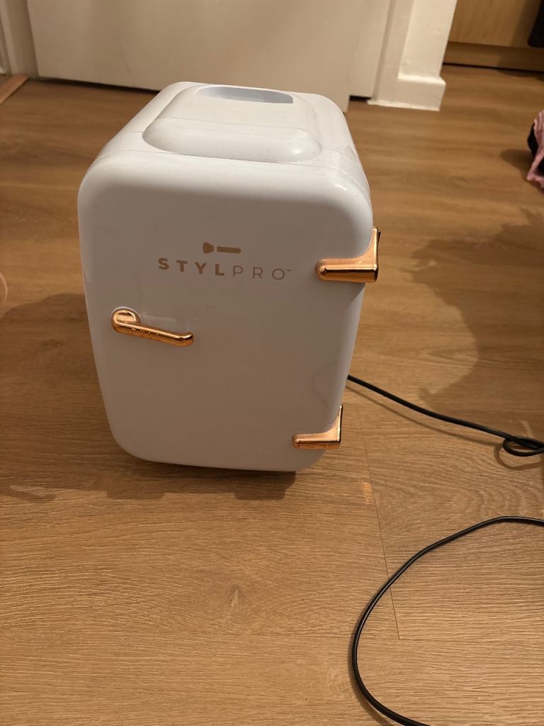 makeup fridge 