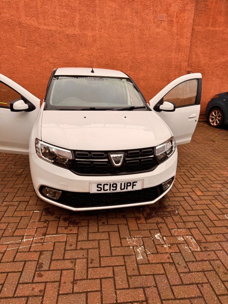 Dacia top line variant, SANDERO, Hatchback, 2019, Manual, 898 (cc), 5 doors