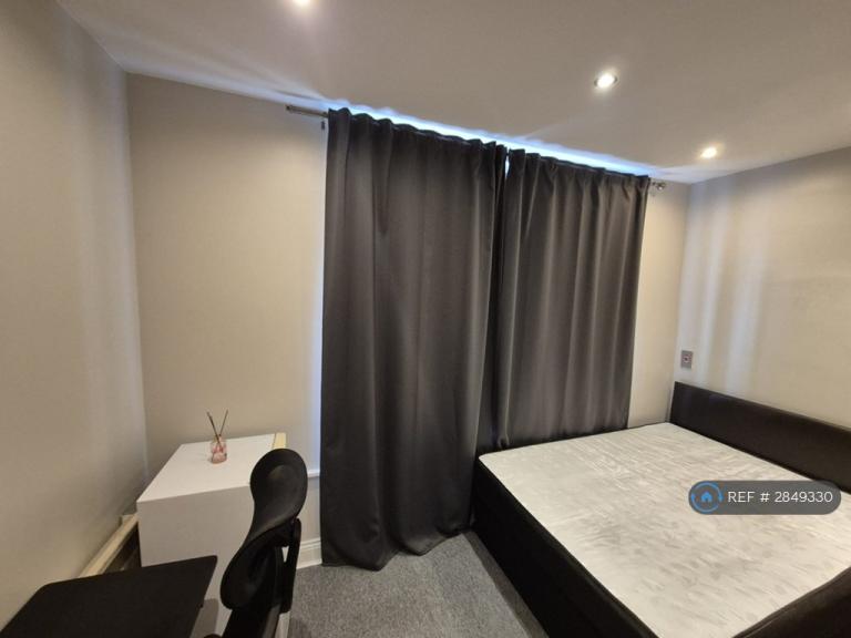 1 bedroom in Willesden, London, NW10 (#2849330)