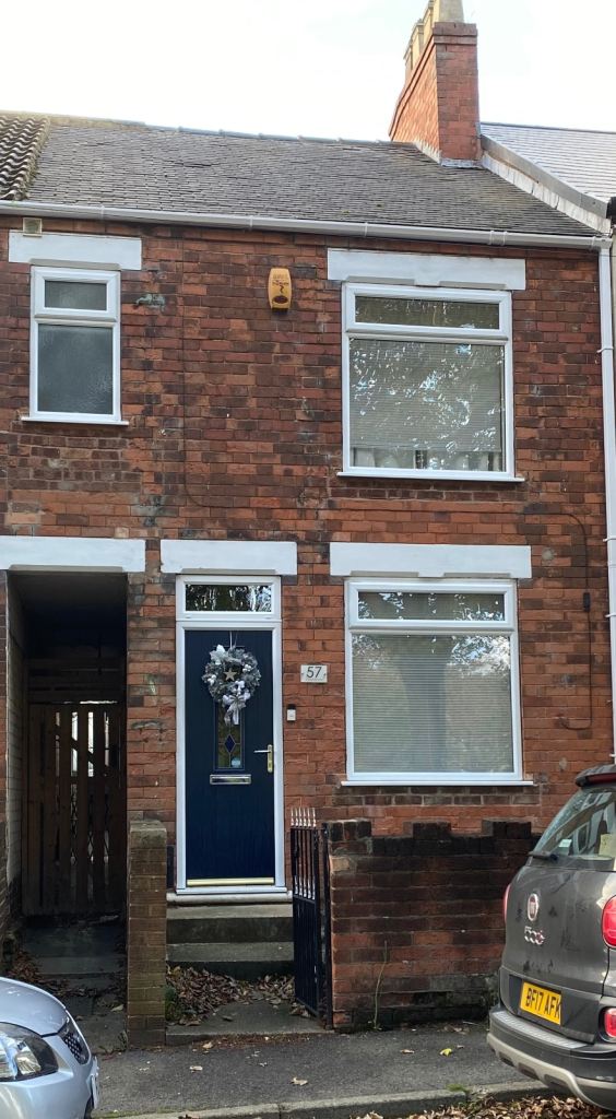 3 bedroom house to rent in Huthwaite