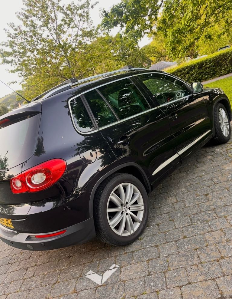 Volkswagen, TIGUAN, Estate, 2008, Manual, 1968 (cc), 5 doors