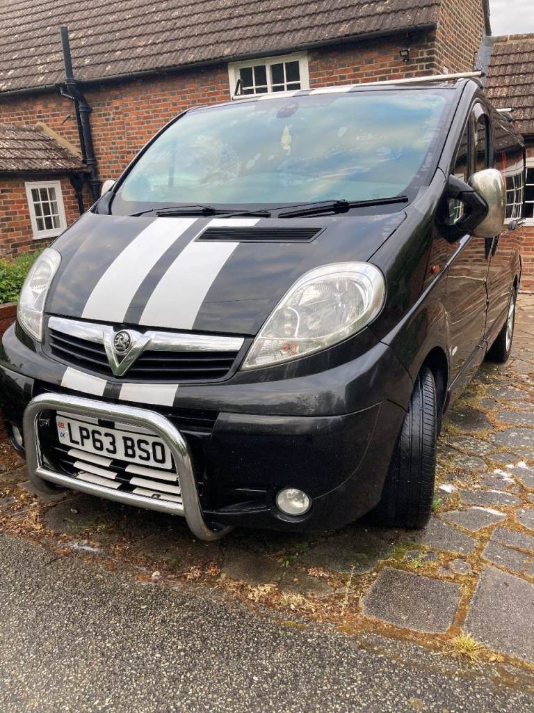 REDUCED! Vauxhall VIVARO Panel Van 2.0: Total Overhaul in 2024 - See list of new parts  