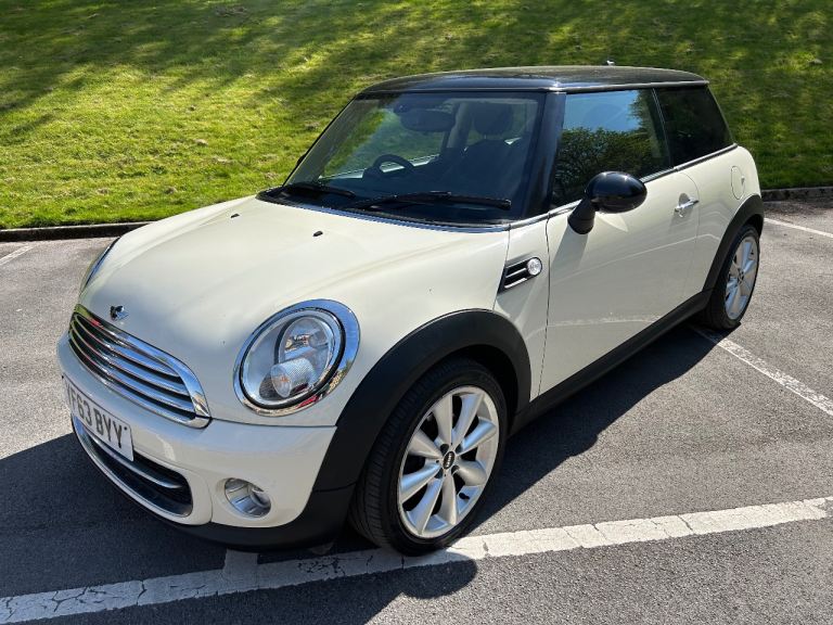 2013 (63) MINI COOPER 1.6D £20 TAX