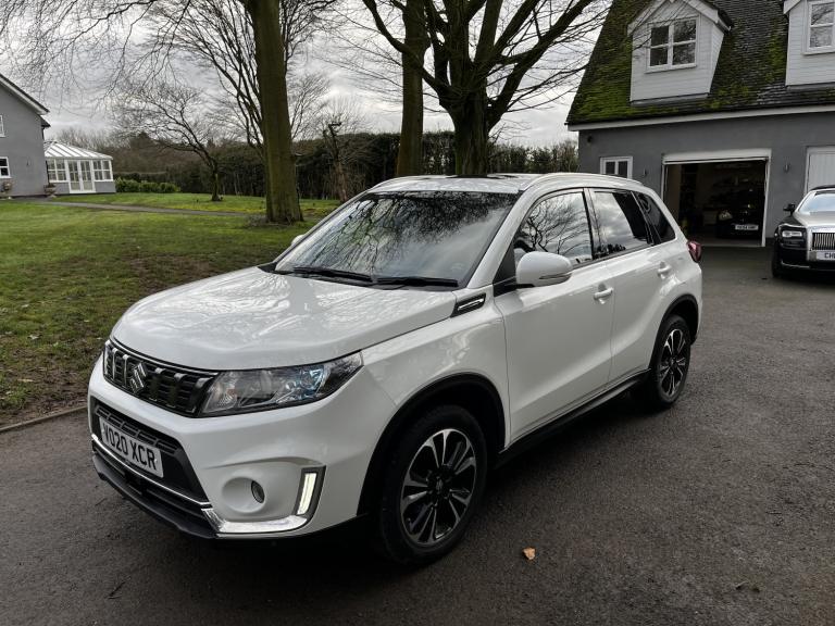 NEW MODEL SUZUKI VITARA 1.4 SZ5 BOOSTERJET IN WHITE,PAN ROOF,FSH