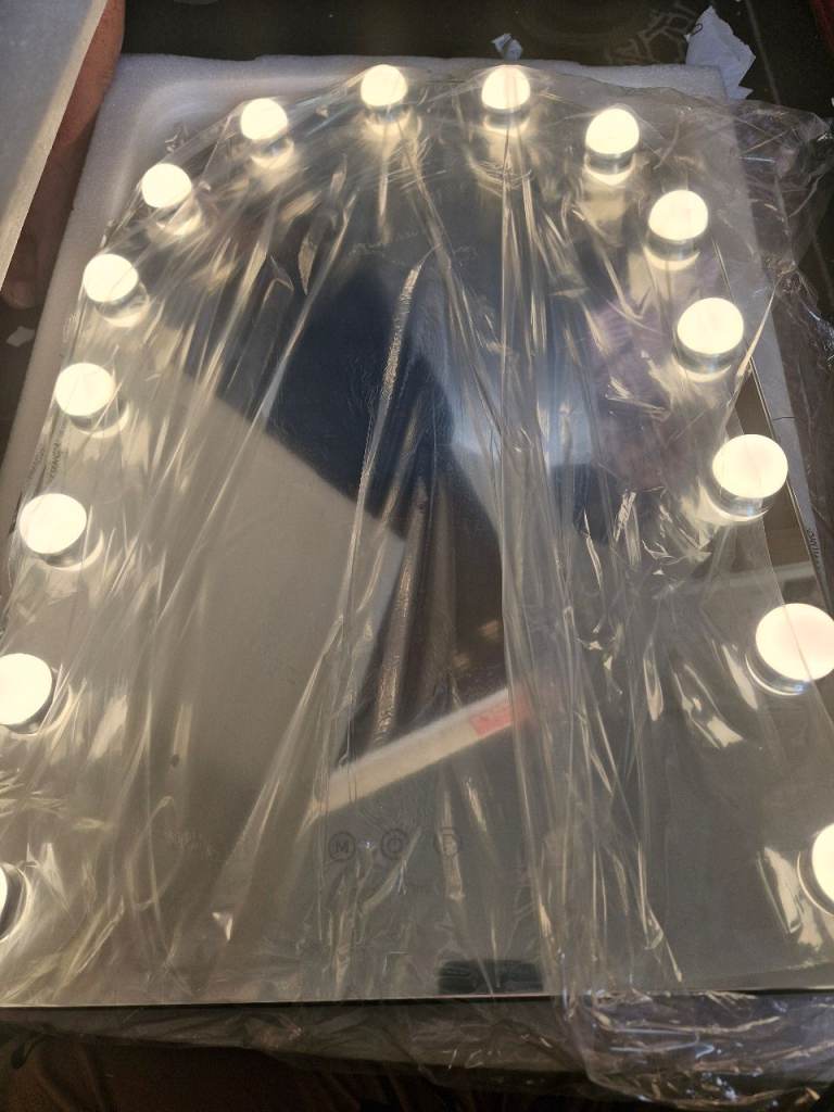 New Vanity Mirror with Lights BRY-4060