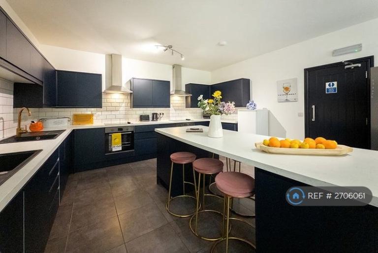 1 bedroom in Glebe Street, Stoke-On-Trent, ST4 (#2706061)