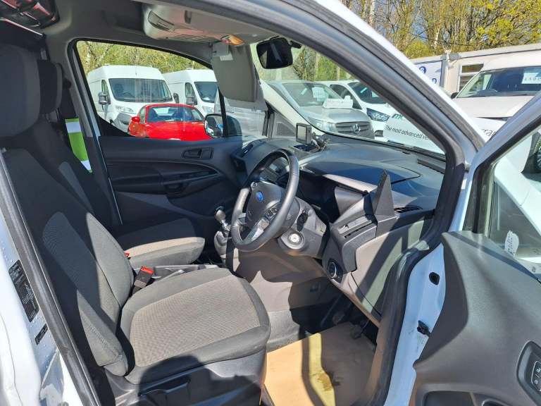 FORD TRANSIT CONNECT 1.5 220 EcoBlue White Manual Diesel 2019