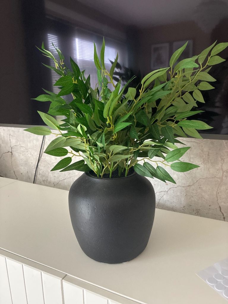 Stylish Black Vase with Artificial Greenery – As Good As New