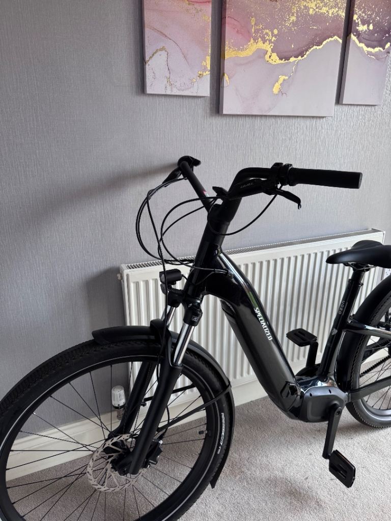 Specialized Turbo Como 4.0 IGH Electric City Bike - Excellent Condition