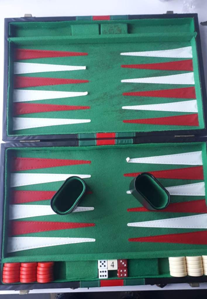Vintage Backgammon Board Game Faux Leather Case Black Red Green Complete