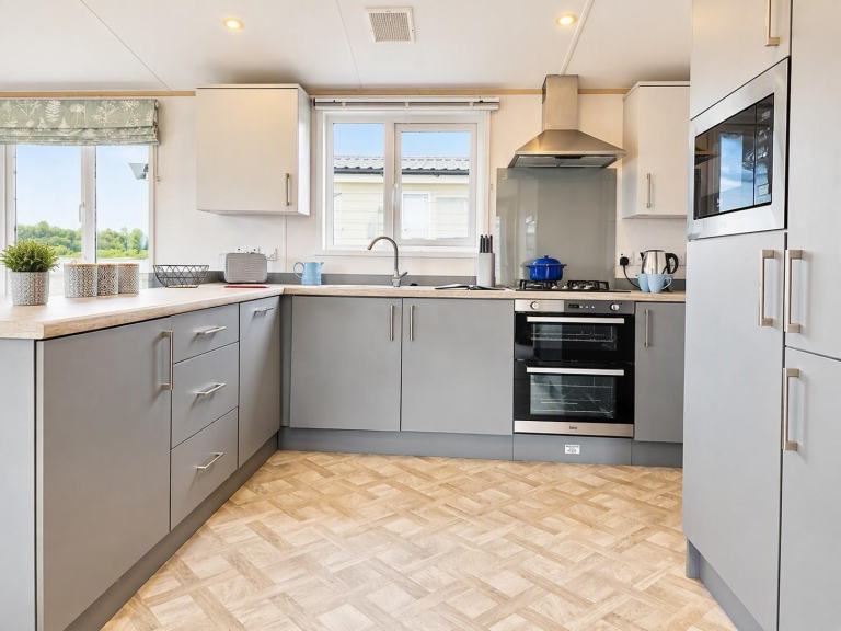 2022 Atlas Violet in Winchelsea   - Lodge / Caravan 