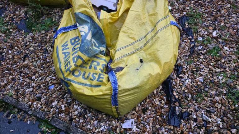 image for 1/4 tonne sand , 1/2 tonne all in