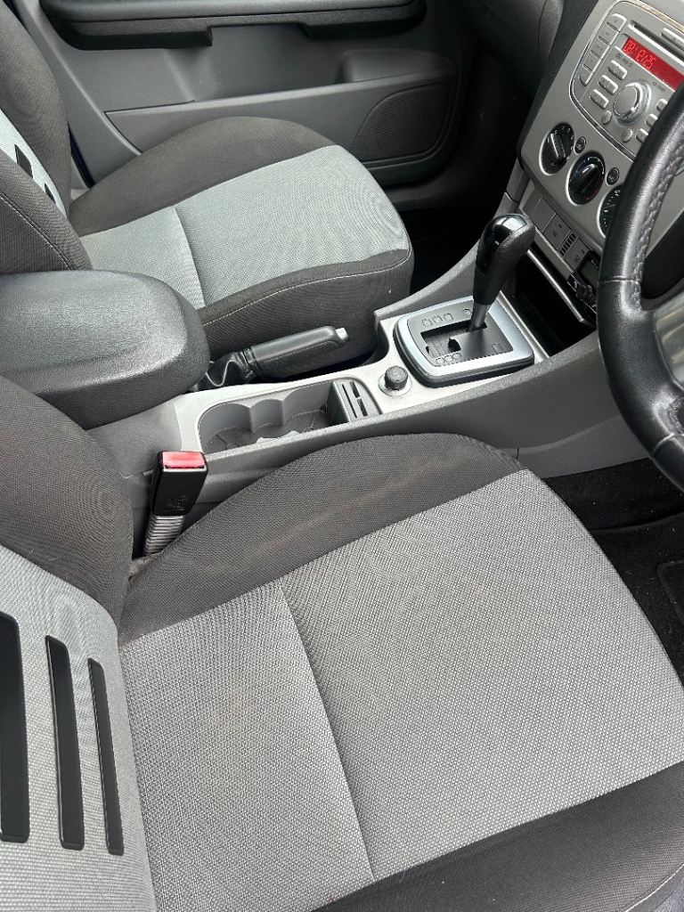 2008 FORD FOCUS 88k miles AUTO FSH