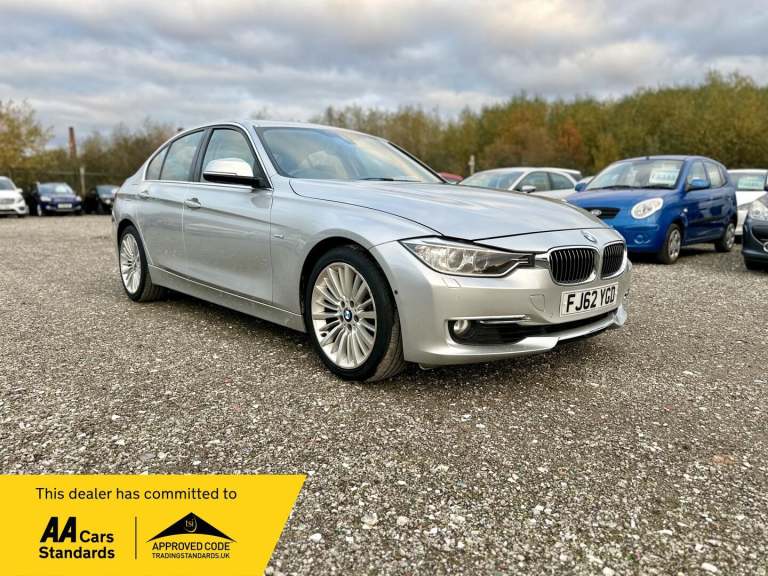  BMW 3 Series 2.0 328i Luxury Saloon 4dr Petrol Auto Euro 5 (s/s) (245 ps) Petrol Automatic