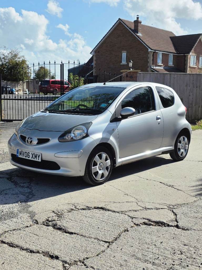 Toyota, AYGO, Hatchback, 2006, Manual, 998 (cc), 3 doors