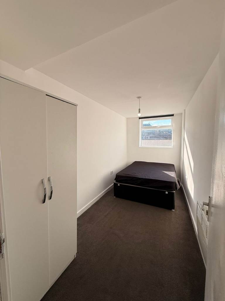4bed flat 